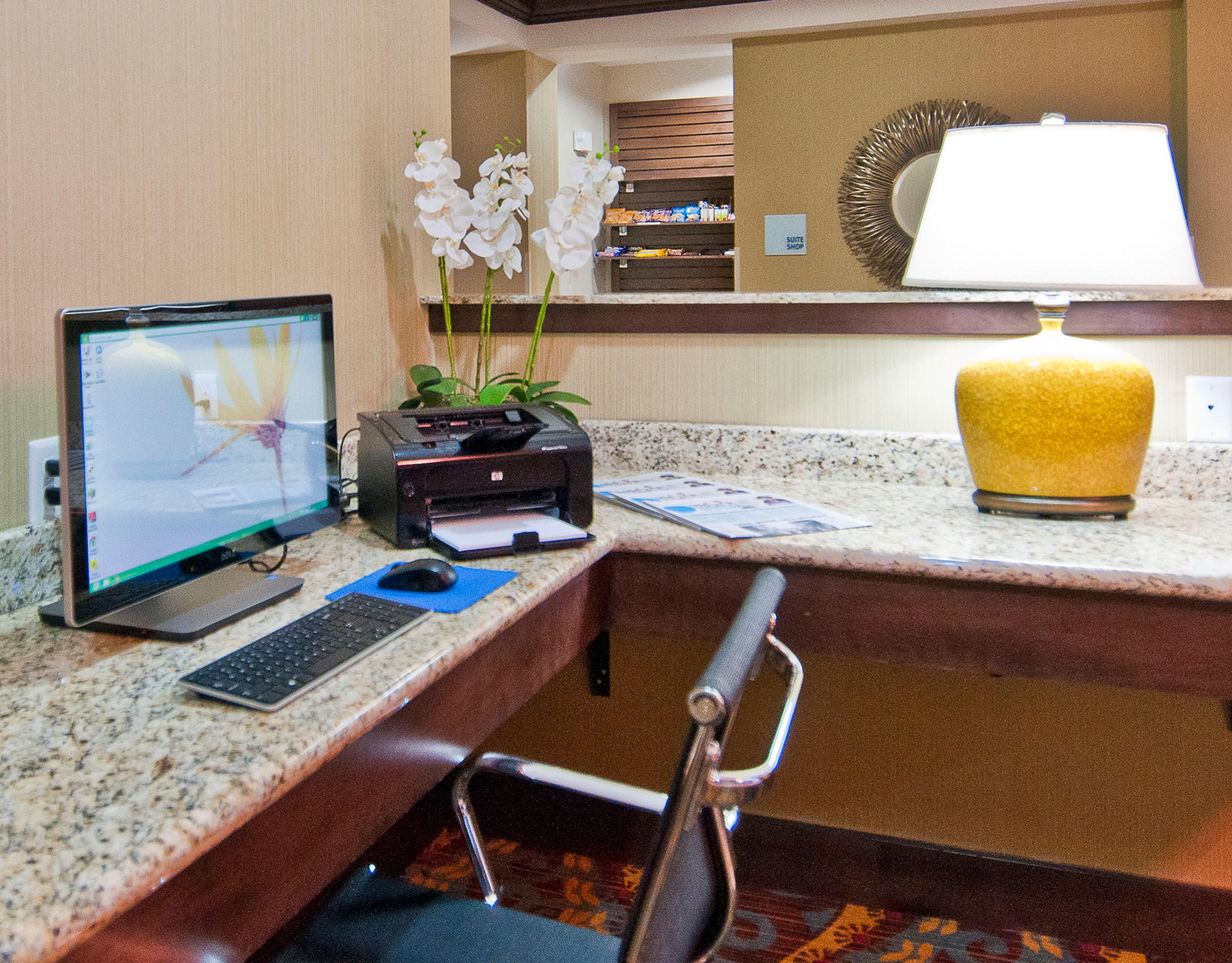 Holiday Inn Express & Suites San Antonio Frost Bank Center By Ihg Bagian luar foto