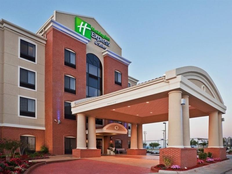 Holiday Inn Express & Suites San Antonio Frost Bank Center By Ihg Bagian luar foto